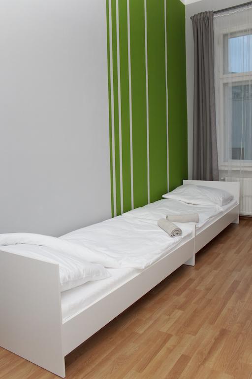 קרקוב Pillows Party Hostel חדר תמונה