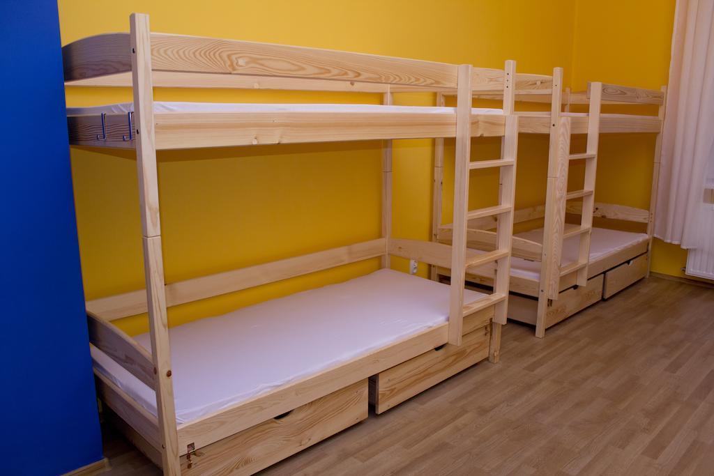 קרקוב Pillows Party Hostel חדר תמונה